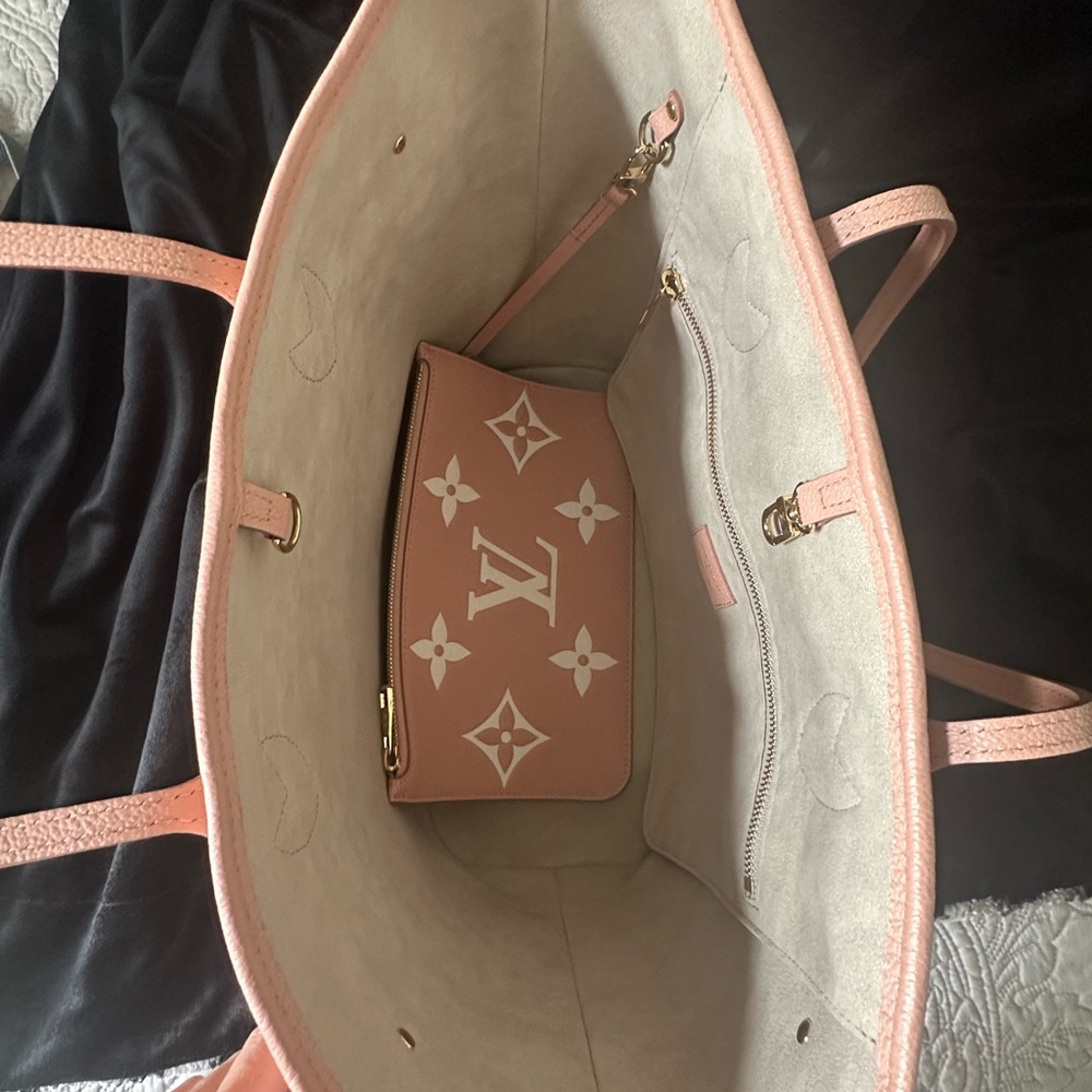 Sold on FB. Louis Vuitton Bicolor Monogram Empreinte Neverfull MM Rose - Picture 8 of 15